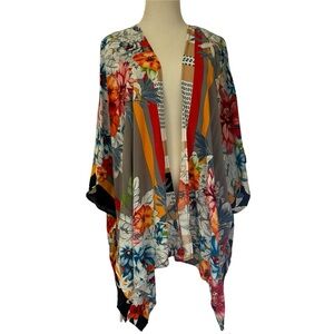 Weekend by Suzanne Betro Floral Side Slit Open Front Kimono size S
